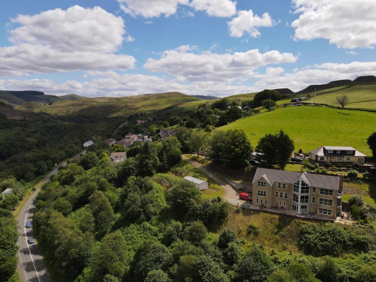 Rowan House Bed Breakfast Main House & Self Contained Self Catering Apartment Cymmer 外观 照片