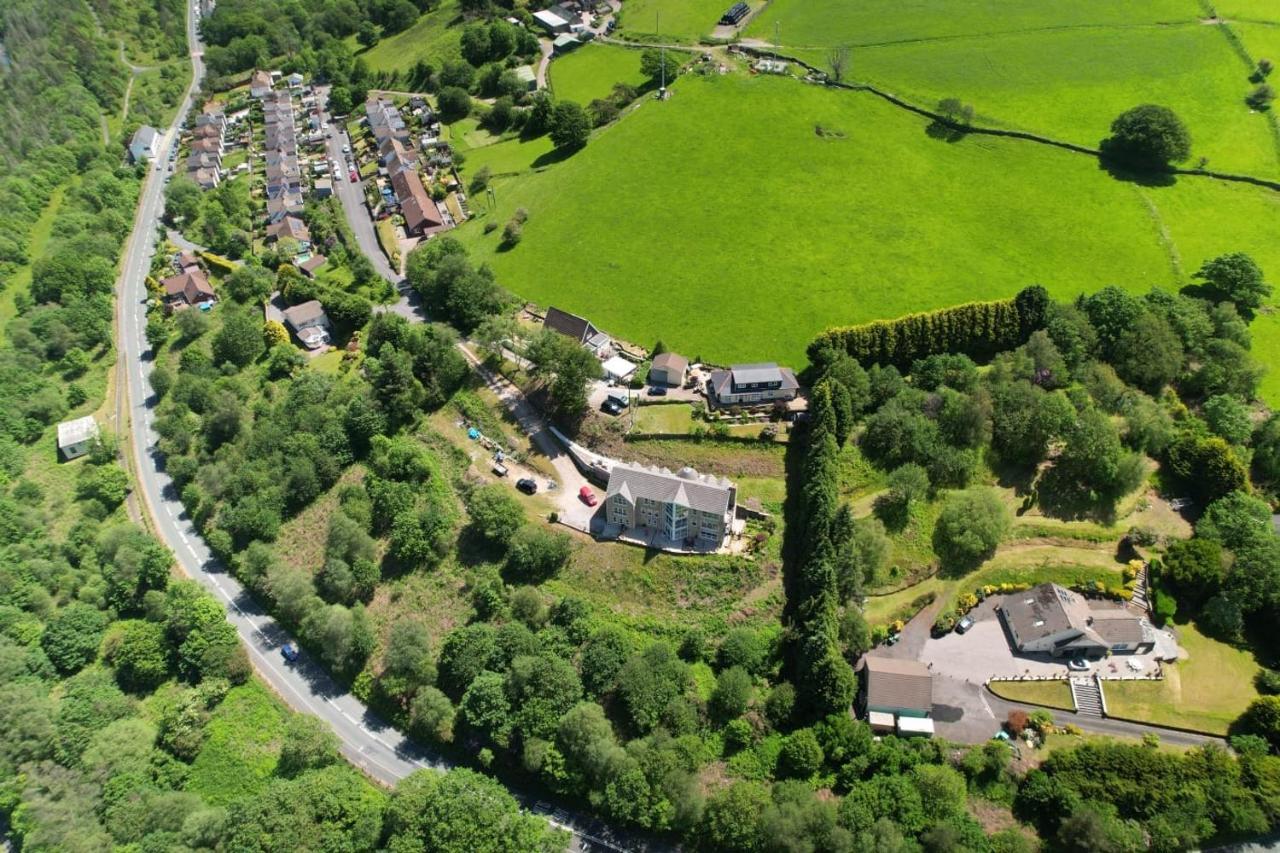 Rowan House Bed Breakfast Main House & Self Contained Self Catering Apartment Cymmer 外观 照片