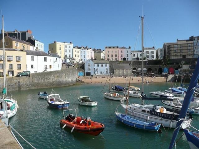 Rowan House Bed Breakfast Main House & Self Contained Self Catering Apartment Cymmer 外观 照片