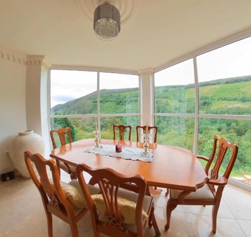 Rowan House Bed Breakfast Main House & Self Contained Self Catering Apartment Cymmer 外观 照片
